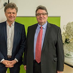 OB Dr. Frank Mentrup (l.) und Prof. Dr. Klaus Peter Rippe. Foto: Pädagogische Hochschule Karlsruhe