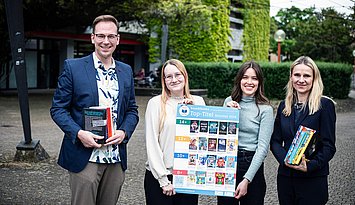Lesesommer 2024: Das boys & books-Team der Pädagogischen Hochschule Karlsruhe mit Prof. Dr. Ina Brendel-Kepser (r.). Foto: Joel Frank/PHKA